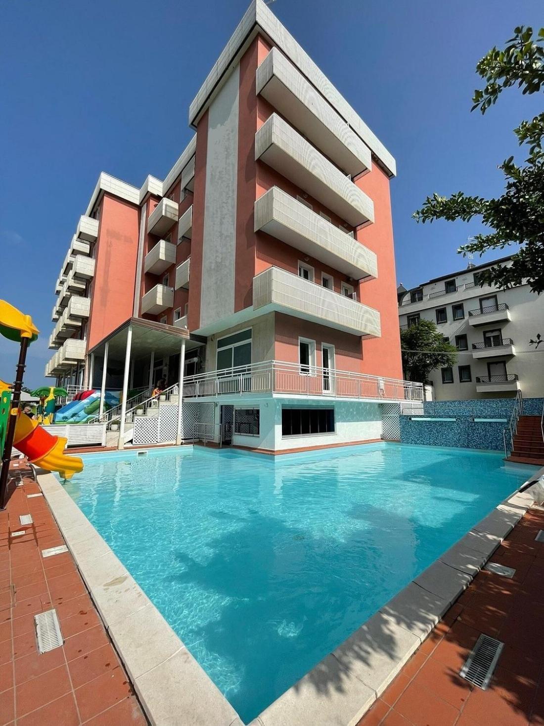 Hotel Delfino Milano Marittima Exterior foto